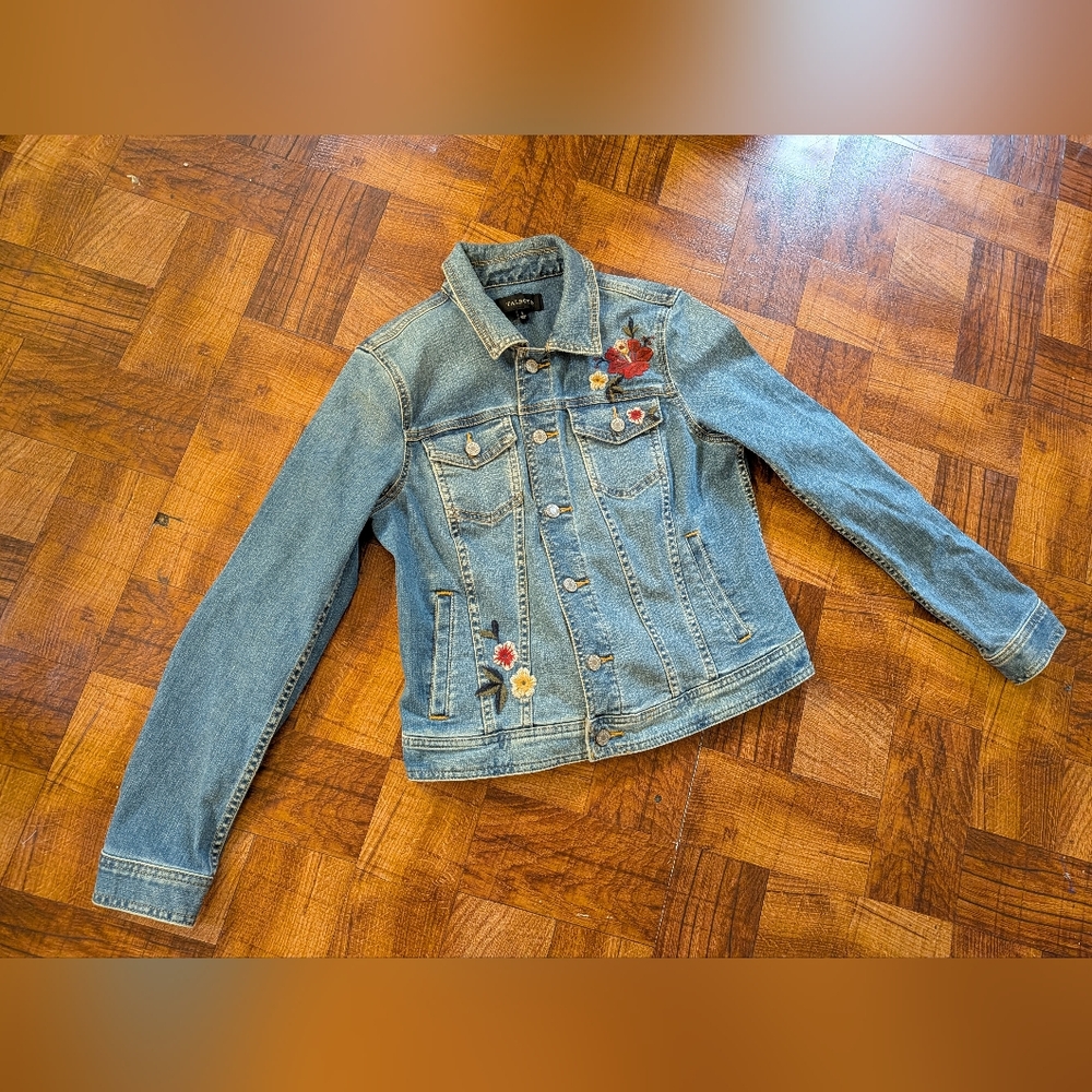 Talbots 2017 Floral Embroidered Jeans Jacket Women's Size Small
